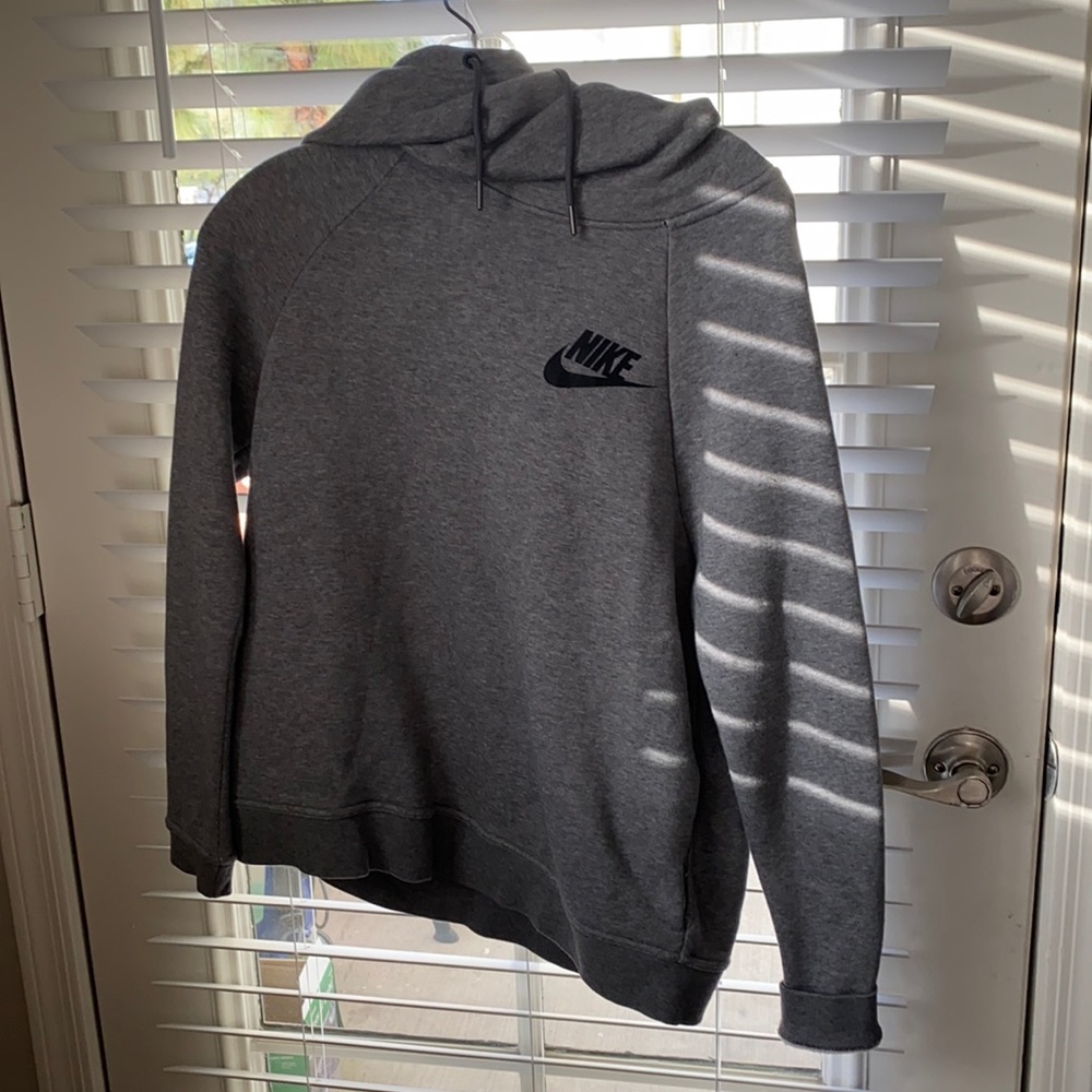 Nike turtleneck sweatshirt